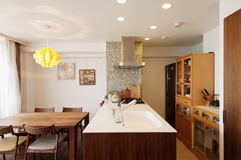 家族と囲む 明るいキッチン 施工事例 リフォーム リノベーション 新築ならスタイル工房