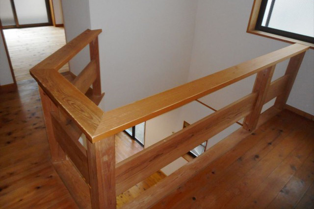 リノベのネタ帳|戸建てリノベのBefore&After 中古戸建 リノベーション前 2階ホール