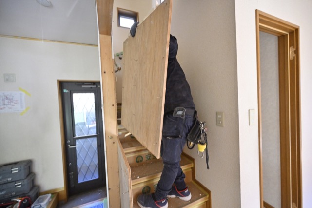 工事部ブログ｜解体作業　壁を撤去