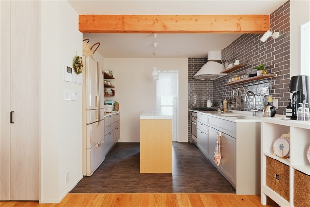 リノベのネタ帳｜キッチンリノベ　戸建てリノベーション　I型キッチン