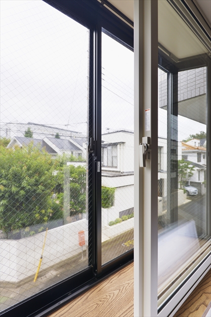 インナーサッシを取り付ければ窓の断熱性が格段にアップ！｜暖かい家にリフォーム・リノベーション事例
