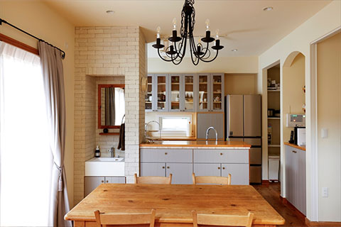 ぬくもりの家をモダンにアップグレード