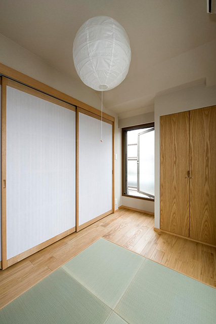 リフォーム・リノベーションの事例|ナラ材で造作した建具