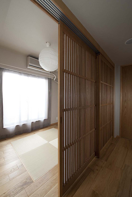 リフォーム・リノベーションの事例|造作した3枚引き戸