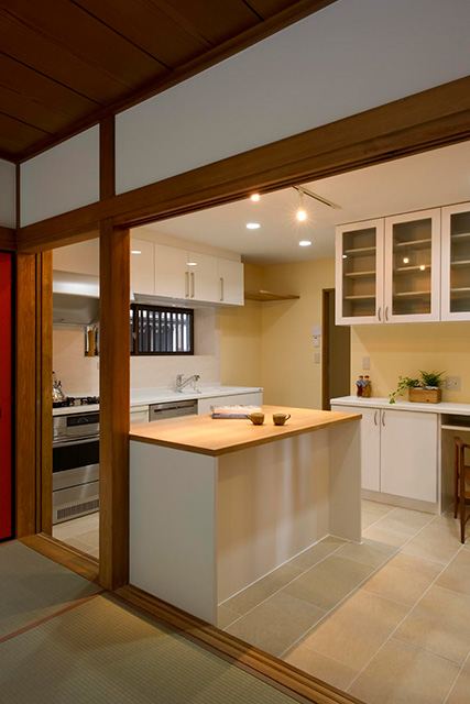 リフォーム・リノベーションの事例|和室の隣はキッチン